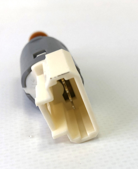 Выключатель стоп-сигнала CRTR0137431 для а/и RENAULT Ларгус н/о/+ ЛАДА 2170/ 2180 Кар Электро