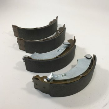 Колодки торм. задние Cartronic CRTR0131695 Logan (08-)/ CLIO I/ II Кар Электро